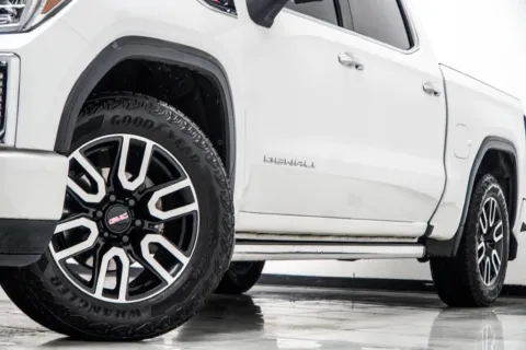 More photos of 2021 GMC Sierra 1500 Denali at Grand Motorcars Kennesaw, GA