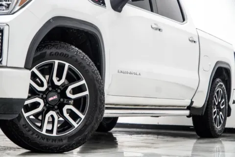 More photos of 2021 GMC Sierra 1500 Denali at Grand Motorcars Kennesaw, GA