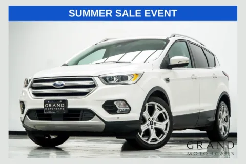White 2019 Ford Escape Titanium for sale in Kennesaw, GA