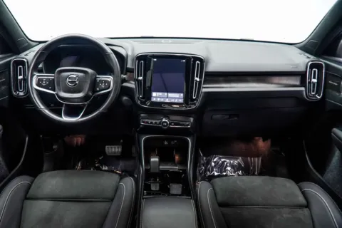 More photos of 2023 Volvo C40 Recharge Pure Electric Ultimate at Grand Motorcars Kennesaw, GA