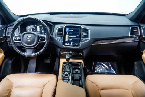 More photos of 2019 Volvo XC90 T6 Momentum at Grand Motorcars Kennesaw, GA