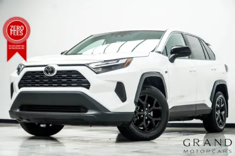 White 2024 Toyota RAV4 LE for sale in Kennesaw, GA