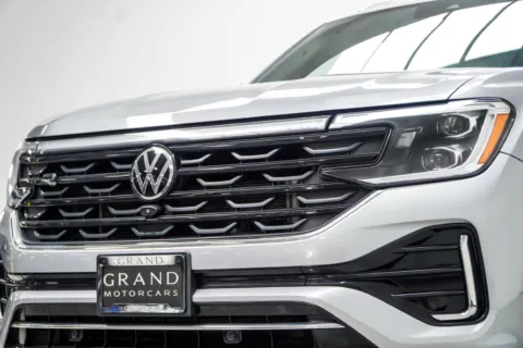 Photos of 2024 Volkswagen Atlas Cross Sport 2.0T SEL Premium R-Line for sale in Kennesaw, GA at Grand Motorcars Kennesaw
