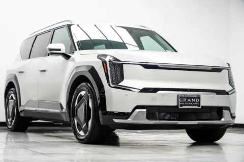 More photos of 2024 Kia EV9 Land at Grand Motorcars Kennesaw, GA