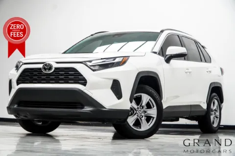 White 2025 Toyota RAV4 Hybrid XLE for sale in Kennesaw, GA