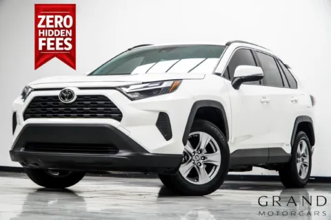 White 2025 Toyota RAV4 Hybrid XLE for sale in Kennesaw, GA