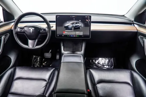 More photos of 2025 Tesla Model Y Long Range at Grand Motorcars Kennesaw, GA