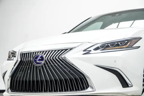 Photos of 2020 Lexus ES 300h Ultra Luxury for sale in Kennesaw, GA at Grand Motorcars Kennesaw
