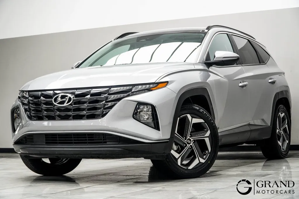 Silver 2022 Hyundai Tucson Hybrid SEL Convenience for sale in Kennesaw, GA