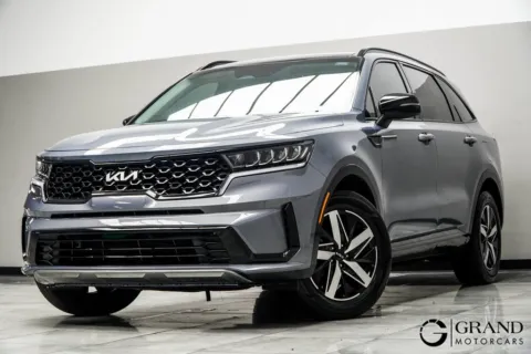 Silver 2023 Kia Sorento S for sale in Kennesaw, GA