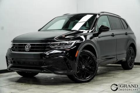 Black 2022 Volkswagen Tiguan 2.0T SE R-Line Black for sale in Kennesaw, GA