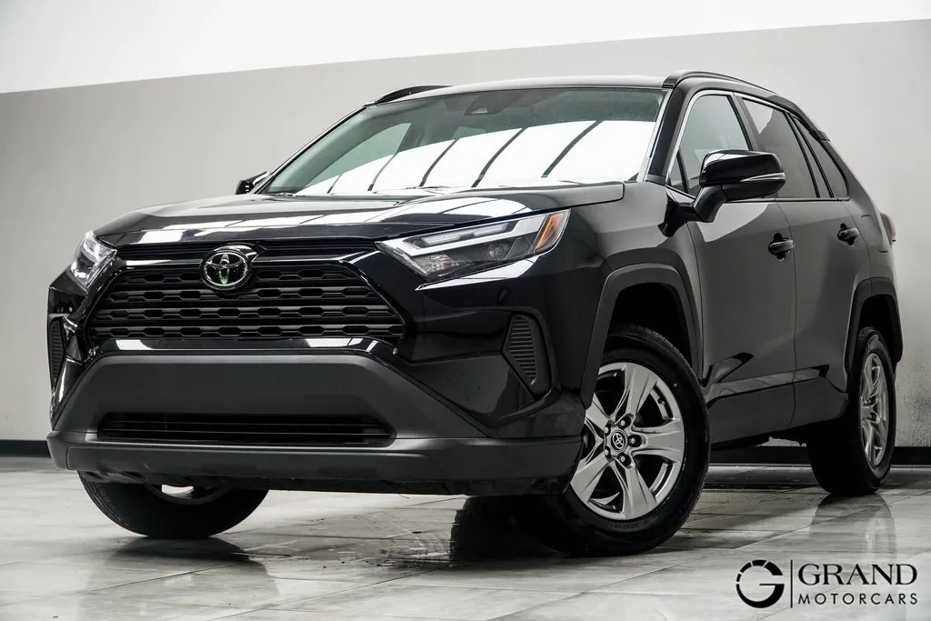 Black 2024 Toyota RAV4 XLE for sale in Kennesaw, GA