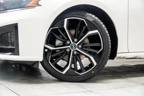 Another view of 2024 Nissan Altima 2.5 SR for sale in Kennesaw, GA at Grand Motorcars Kennesaw