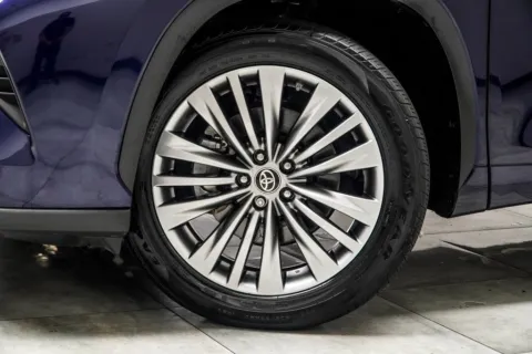 Another view of 2022 Toyota Highlander Platinum for sale in Kennesaw, GA at Grand Motorcars Kennesaw