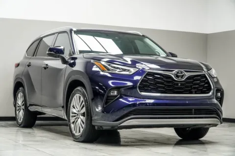 More photos of 2022 Toyota Highlander Platinum at Grand Motorcars Kennesaw, GA