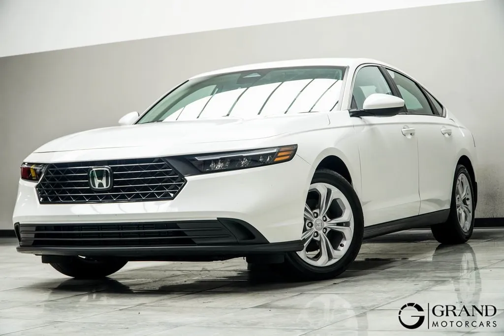 White 2024 Honda Accord LX for sale in Kennesaw, GA