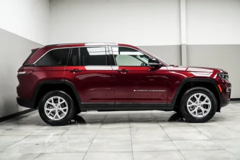 Another view of 2022 Jeep Grand Cherokee Limited for sale in Kennesaw, GA at Grand Motorcars Kennesaw