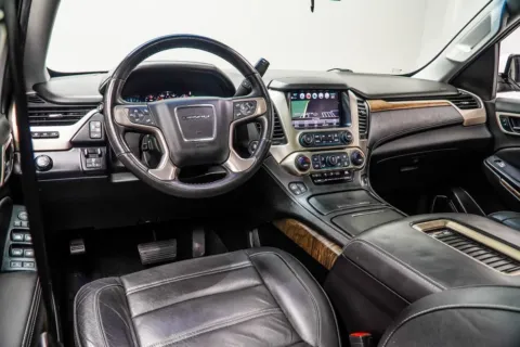 More photos of 2018 GMC Yukon Denali at Grand Motorcars Kennesaw, GA