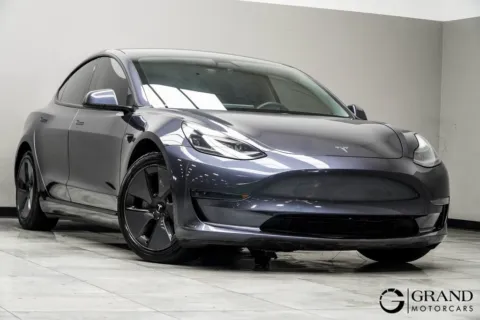 Silver 2021 Tesla Model 3 Standard Range Plus for sale in Kennesaw, GA