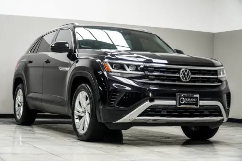 More photos of 2020 Volkswagen Atlas Cross Sport 3.6L V6 SEL at Grand Motorcars Kennesaw, GA