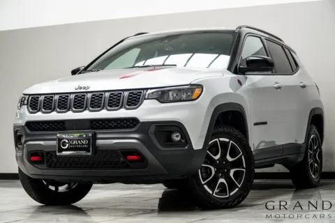 Silver 2024 Jeep Compass Trailhawk for sale in Kennesaw, GA
