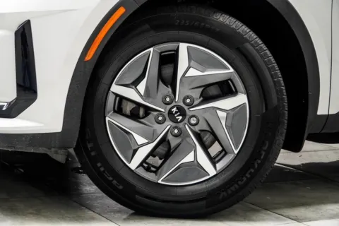 Another view of 2021 Kia Sorento Hybrid EX for sale in Kennesaw, GA at Grand Motorcars Kennesaw