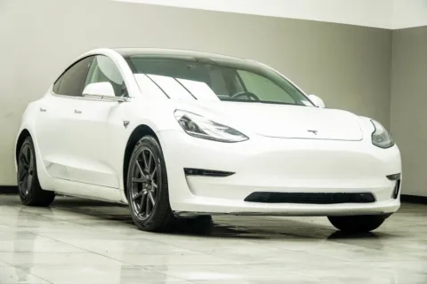 More photos of 2019 Tesla Model 3 Long Range at Grand Motorcars Kennesaw, GA