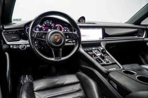 More photos of 2019 Porsche Panamera at Grand Motorcars Kennesaw, GA
