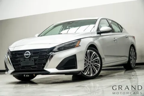 Silver 2024 Nissan Altima 2.5 SL for sale in Kennesaw, GA