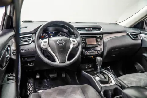 More photos of 2016 Nissan Rogue SV at Grand Motorcars Kennesaw, GA