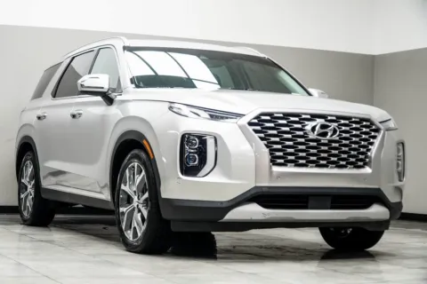 More photos of 2022 Hyundai Palisade SEL at Grand Motorcars Kennesaw, GA