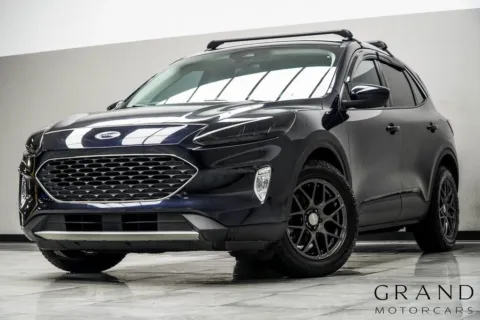 Blue 2021 Ford Escape Hybrid SE for sale in Kennesaw, GA