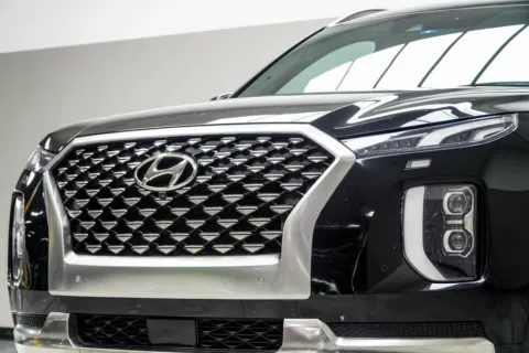 Photos of 2022 Hyundai Palisade Calligraphy for sale in Kennesaw, GA at Grand Motorcars Kennesaw