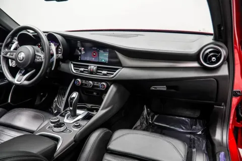 More photos of 2022 Alfa Romeo Giulia Veloce at Grand Motorcars Kennesaw, GA