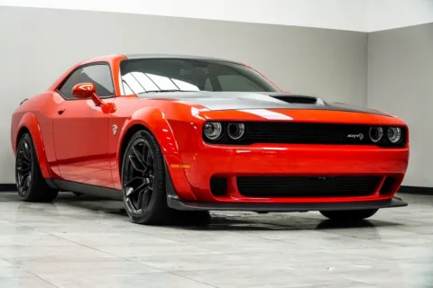More photos of 2018 Dodge Challenger SRT Hellcat Widebody at Grand Motorcars Kennesaw, GA