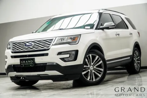White 2017 Ford Explorer Platinum for sale in Kennesaw, GA