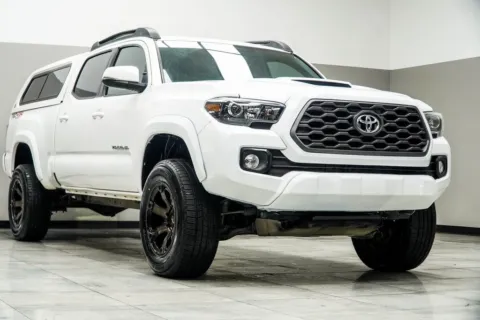 More photos of 2017 Toyota Tacoma TRD Sport at Grand Motorcars Kennesaw, GA