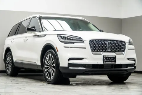 More photos of 2022 Lincoln Aviator Reserve at Grand Motorcars Kennesaw, GA