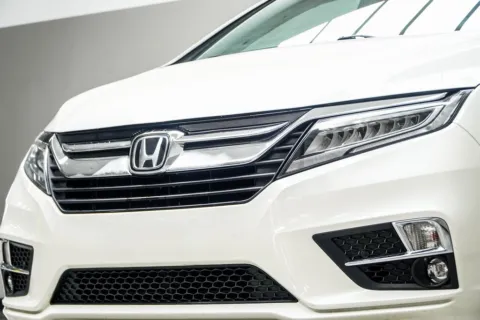 Photos of 2018 Honda Odyssey Touring for sale in Kennesaw, GA at Grand Motorcars Kennesaw