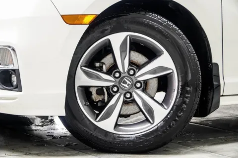 Another view of 2018 Honda Odyssey Touring for sale in Kennesaw, GA at Grand Motorcars Kennesaw