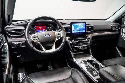 More photos of 2022 Ford Explorer Limited at Grand Motorcars Kennesaw, GA