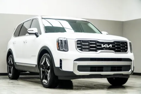 More photos of 2023 Kia Telluride S at Grand Motorcars Kennesaw, GA
