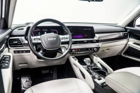 More photos of 2023 Kia Telluride S at Grand Motorcars Kennesaw, GA