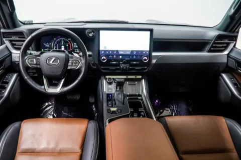 More photos of 2024 Lexus GX 550 Luxury+ at Grand Motorcars Kennesaw, GA