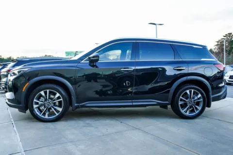 Another view of 2023 INFINITI QX60 LUXE for sale in Macon, GA at Grand Infiniti of Macon