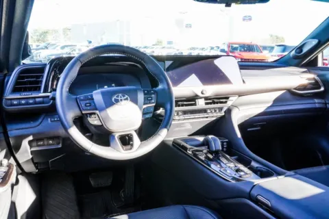 More photos of 2025 Toyota Crown Signia Limited at Grand Infiniti of Macon, GA