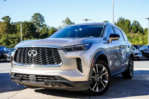 Silver 2023 INFINITI QX60 LUXE for sale in Macon, GA