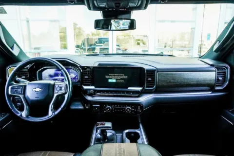 More photos of 2023 Chevrolet Silverado 1500 High Country at Grand Infiniti of Macon, GA