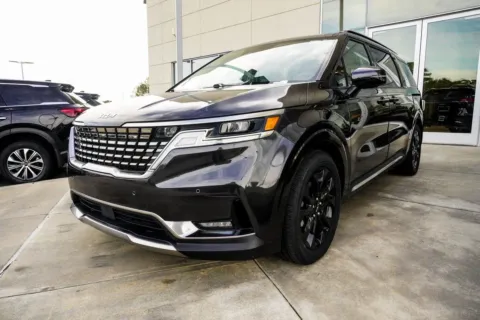 Another view of 2023 Kia Carnival SX for sale in Macon, GA at Grand Infiniti of Macon