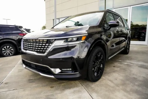 Another view of 2023 Kia Carnival SX for sale in Macon, GA at Grand Infiniti of Macon